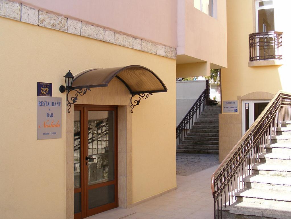 Hotel Naslada Baltjik Exteriör bild